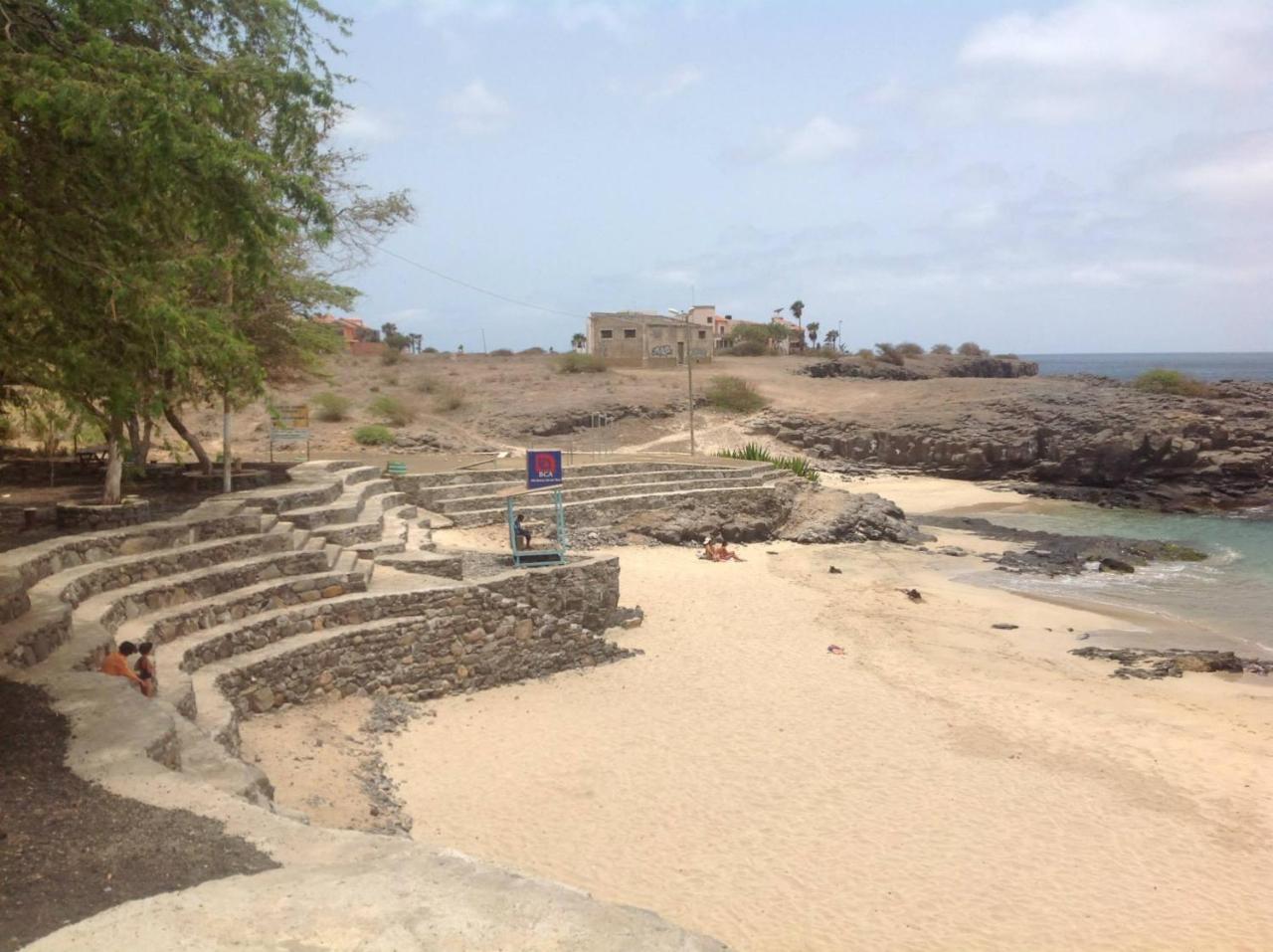 Casa Cabral : Big Apartment Next To The Beach Tarrafal  Exterior foto
