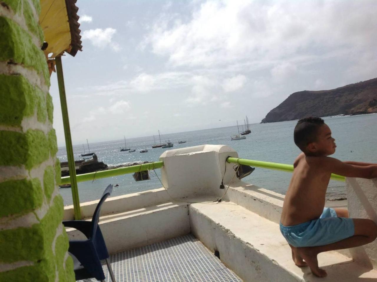 Casa Cabral : Big Apartment Next To The Beach Tarrafal  Exterior foto